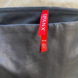 SPANX faux leather leggings size medium - worn 3x!